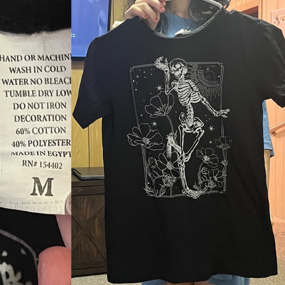 Skull and flowers Tee